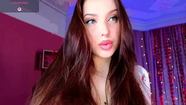 Lucy louras online show from 02-20-26, 01:24