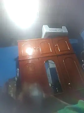 boysafado2521 online show from 12-17-25, 04:39