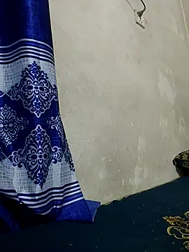 maya-Couple19 online show from 10-28-25, 06:40