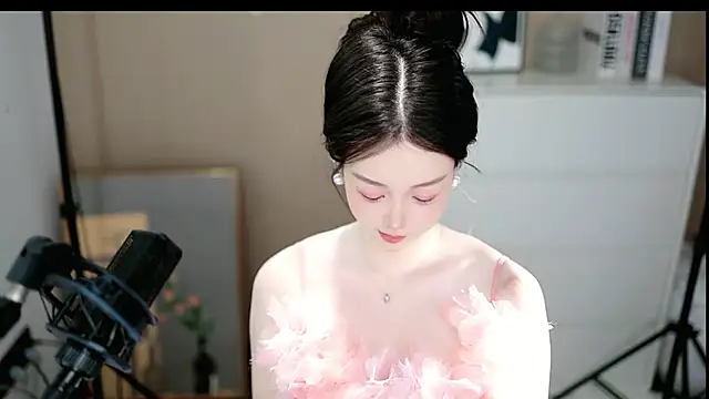 abbyli12 online show from 01-14-26, 05:16