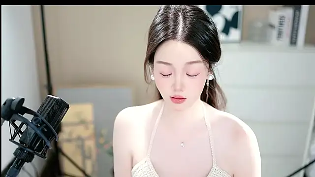 abbyli12 online show from 12-17-25, 02:55