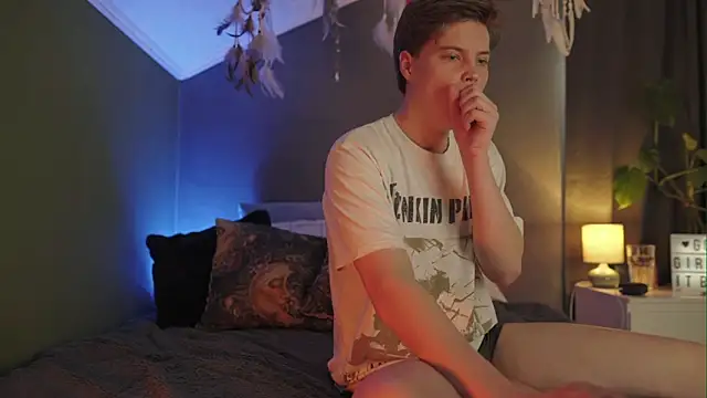 RusBradPitt online show from 03-16-26, 10:08