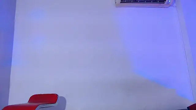 onixandghosty1 online show from 04-07-26, 07:04