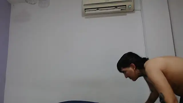 onixandghosty1 online show from 05-02-26, 06:57