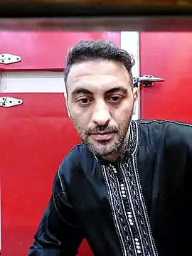 Snapshot of mahdiDido chatting on 10-28-25, 08:08 mahdiDido online show from 10-28-25, 08:08