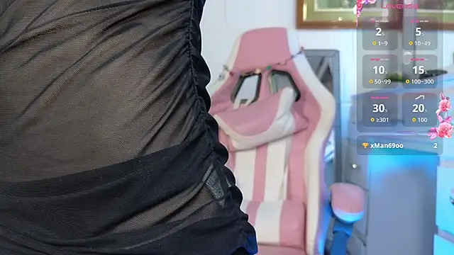 Isla rosee18 online show from 10-28-25, 01:06