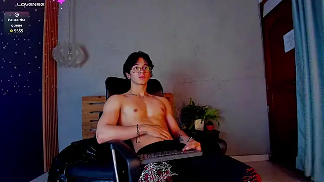 Markuss   online show from 09-19-25, 02:37