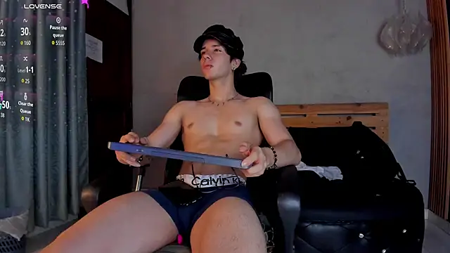 Markuss   online show from 09-25-25, 02:39