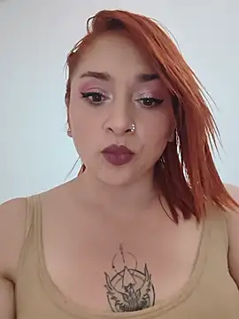 Snapshot of Mariana-94 chatting on 06-24-26, 02:15 Mariana-94 online show from 06-24-26, 02:15