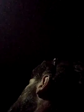 Snapshot of bearded_cross chatting on 02-25-26, 05:40 bearded cross online show from 02-25-26, 05:40