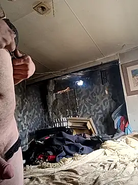 Snapshot of bearded_cross chatting on 02-28-26, 08:41 bearded cross online show from 02-28-26, 08:41