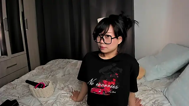  molly molly molly  online show from 10-09-25, 12:17