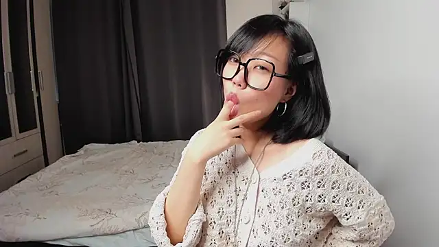  molly molly molly  online show from 10-29-25, 10:36