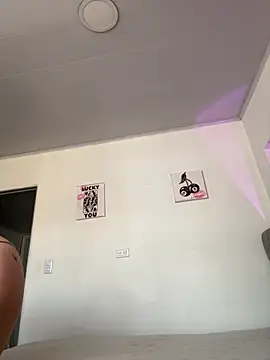 Snapshot of sabrina_rosee chatting on 09-16-25, 01:12 sabrina rosee online show from 09-16-25, 01:12