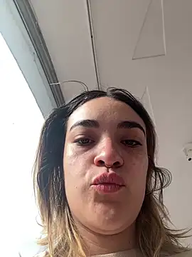 Snapshot of sabrina_rosee chatting on 09-09-25, 01:09 sabrina rosee online show from 09-09-25, 01:09