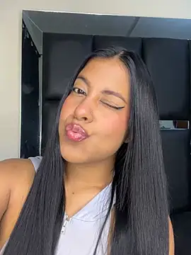 Kendra C online show from 01-14-26, 01:42