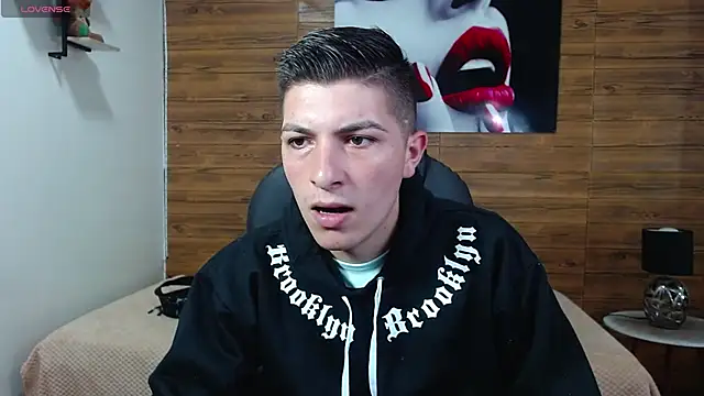 taner king online show from 10-28-25, 02:56