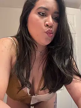Myonlyprincess1 online show from 04-14-26, 05:23