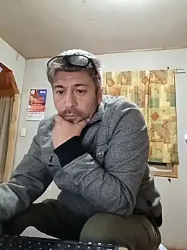 Gato2025perro online show from 04-21-26, 08:10