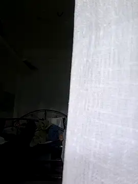 Snapshot of TheLonewolf8 chatting on 09-18-25, 03:53 TheLonewolf8 online show from 09-18-25, 03:53