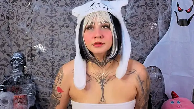 andrea miller1 online show from 10-22-25, 10:08