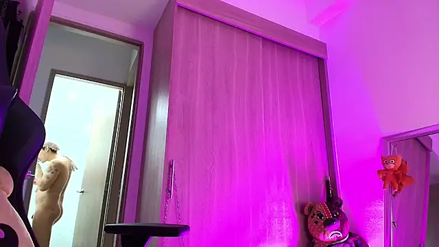 Snapshot of brunothompson3 chatting on 09-14-25, 11:05 brunothompson3 online show from 09-14-25, 11:05