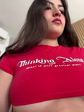 Snapshot of Gaby-Herrera chatting on 12-16-25, 08:46 Gaby-Herrera online show from 12-16-25, 08:46