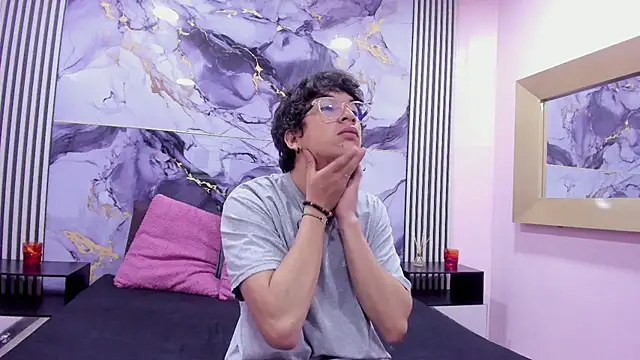 Desire Ecstasy online show from 11-14-25, 01:15