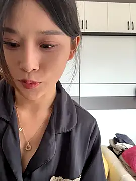 Alissa AA online show from 09-22-25, 06:52