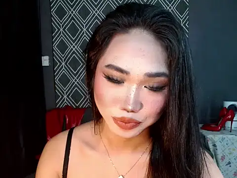 hugesignificant 69 online show from 11-04-25, 05:28