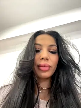 Bella Vixen  online show from 10-27-25, 08:10