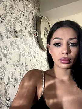 Bella Vixen  online show from 09-09-25, 09:57