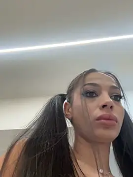 Bella Vixen  online show from 09-28-25, 07:32