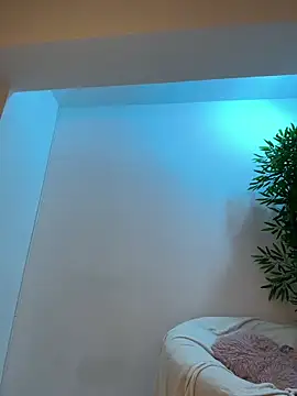 Bella Vixen  online show from 02-24-26, 09:37