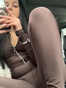 Bella Vixen  online show from 02-15-26, 12:15