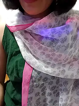 Thaohoa love online show from 10-24-25, 06:40