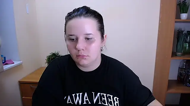 Snapshot of Mina_sky_ chatting on 09-09-25, 01:09 Mina sky  online show from 09-09-25, 01:09