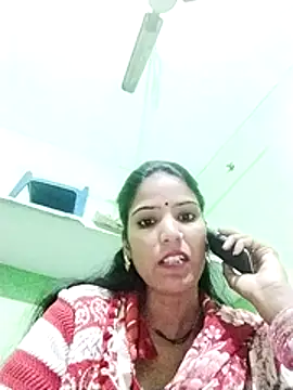 Snapshot of Riya_jaan12 chatting on 11-23-25, 01:04 Riya jaan12 online show from 11-23-25, 01:04