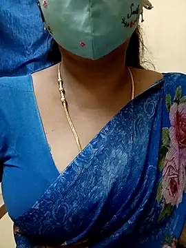 Snapshot of sushma26 chatting on 06-27-26, 05:52 sushma26 online show from 06-27-26, 05:52