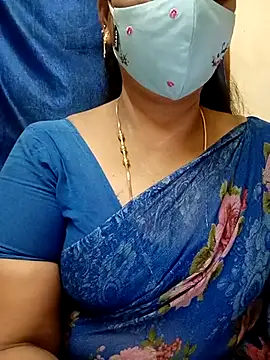 Snapshot of sushma26 chatting on 06-15-26, 06:07 sushma26 online show from 06-15-26, 06:07