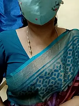 Snapshot of sushma26 chatting on 06-17-26, 05:45 sushma26 online show from 06-17-26, 05:45