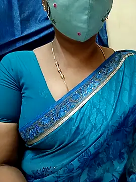 Snapshot of sushma26 chatting on 06-18-26, 05:40 sushma26 online show from 06-18-26, 05:40