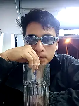 QJHoElyking online show from 10-25-25, 02:22