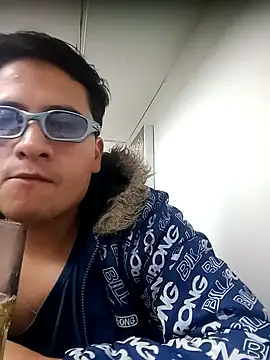 QJHoElyking online show from 10-23-25, 02:21