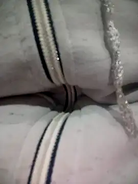 CUTGIRL76 online show from 12-20-25, 12:30