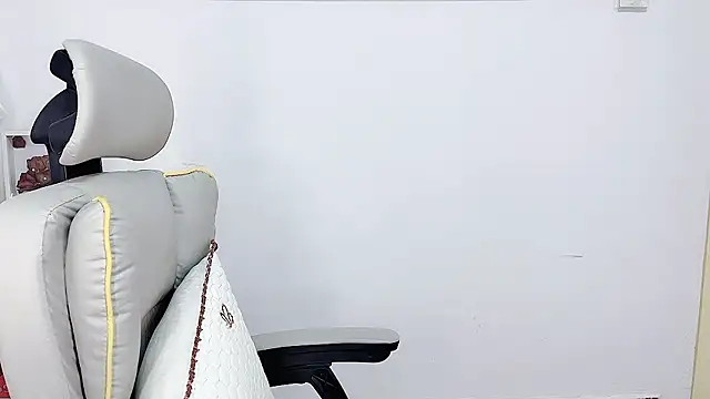 Dec-7758 online show from 04-30-26, 12:12