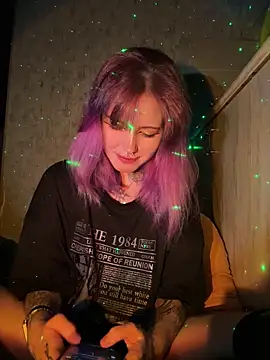 n1ghtcloud online show from 12-02-25, 08:54