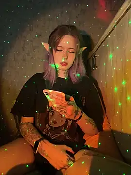 n1ghtcloud online show from 11-18-25, 07:28