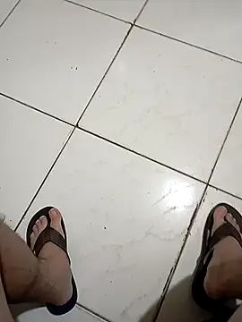 Snapshot of Juliao2030 chatting on 10-22-25, 11:09 Juliao2030 online show from 10-22-25, 11:09