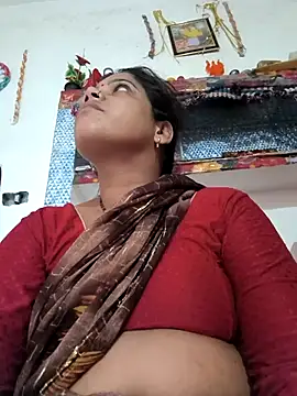 Snapshot of Setty54 chatting on 10-02-25, 10:07 Setty54 online show from 10-02-25, 10:07